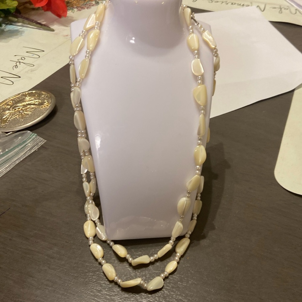 Vintage Glass Beaded Pearl Necklace